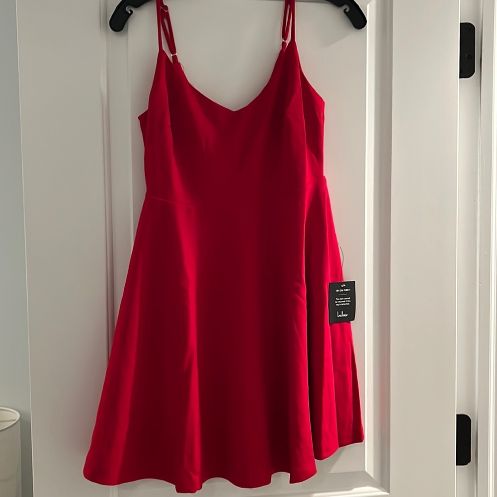 Lulu's dress size S. NWT.
